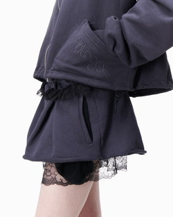 SHORTS WITH LACE