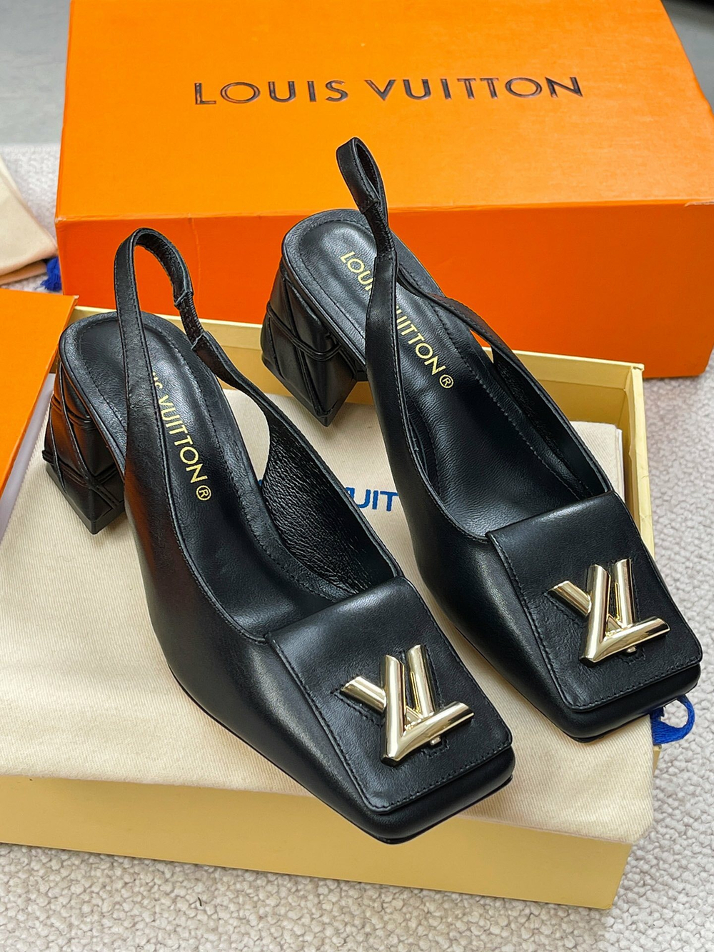 Louis Vuitton Shake Slingback Pump