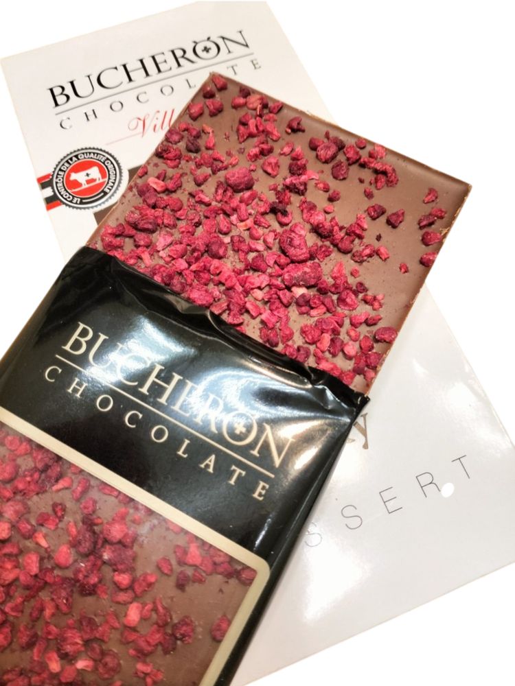 Шоколад молочный Bucheron Village с малиной 85 г x 4 шт