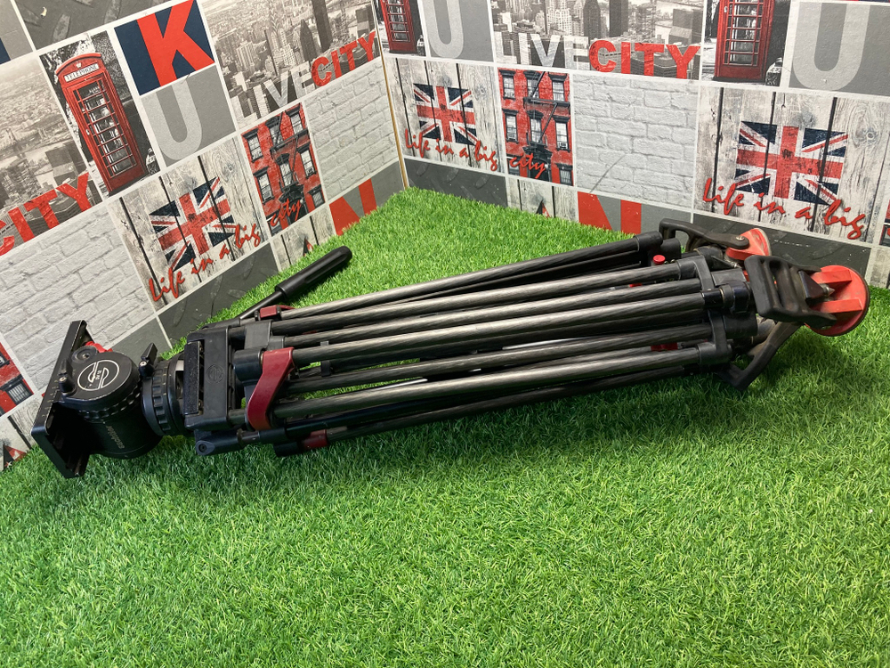 Sachtler ENG 2 MCF + DV 12 SB