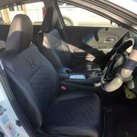 Авточехлы правый руль на 3 ряда (на заказ)