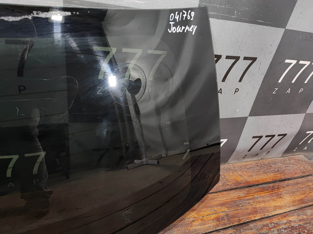 Стекло заднее Dodge Journey 08-20 Б/У Оригинал 5178053AA