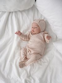 Чепчик "Нюд" из ажурного хлопка 0+