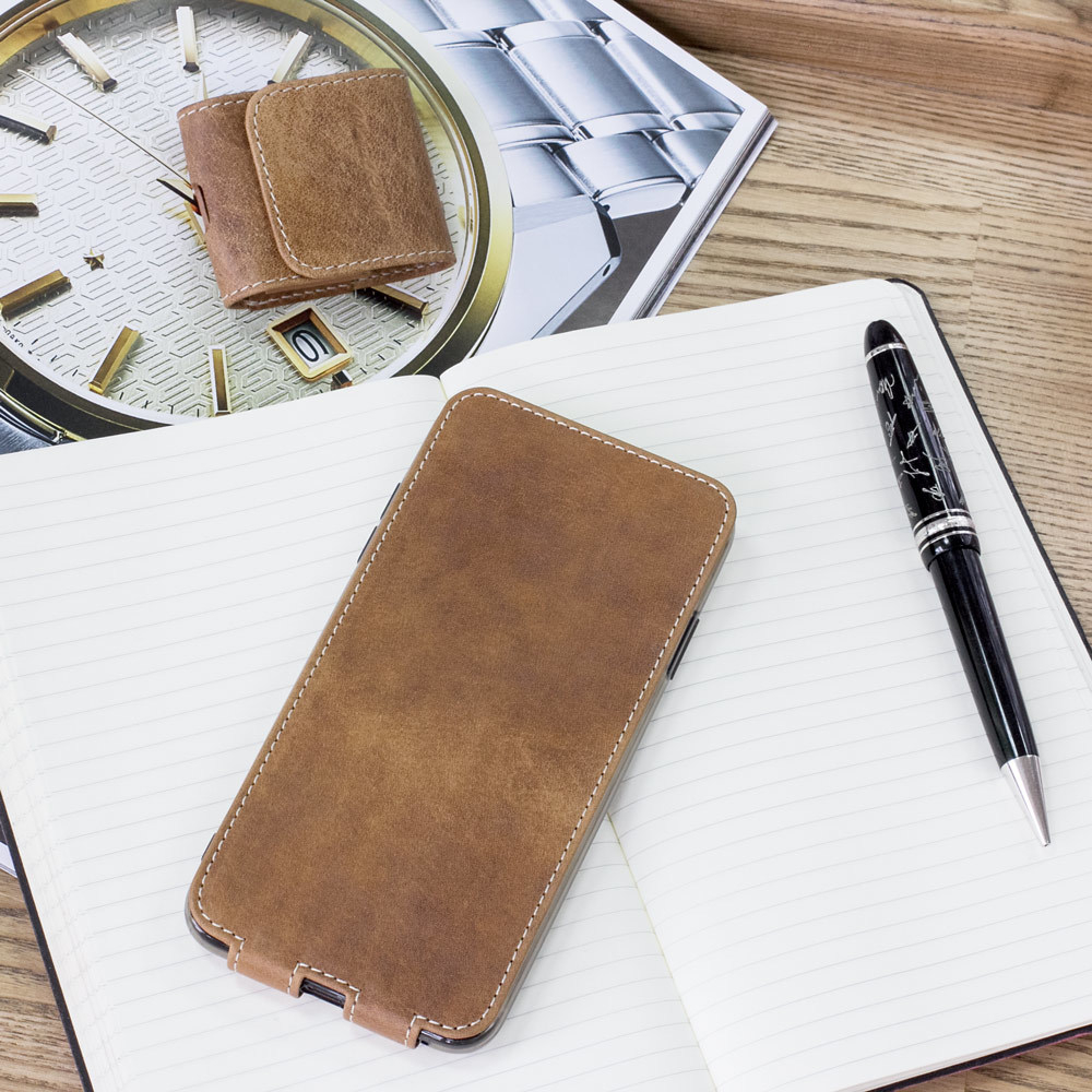 Чехол кожаный для iPhone Xs Max бежевого цвета винтаж