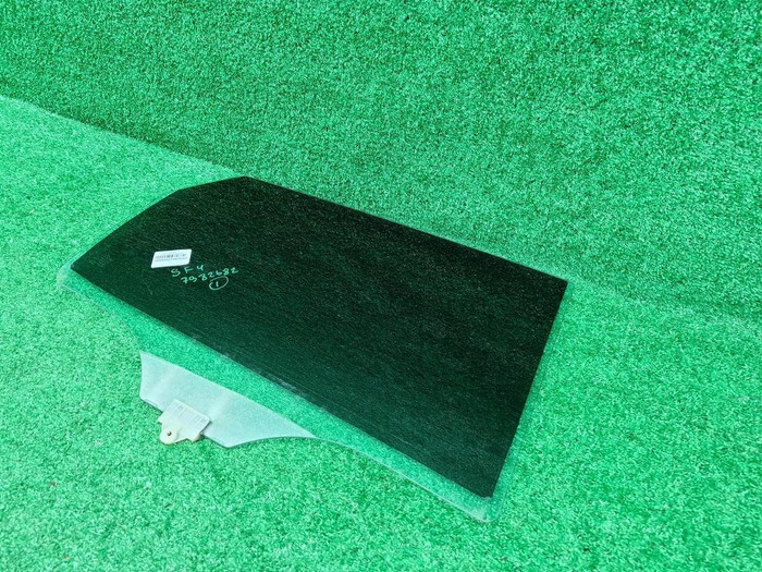 Стекло двери заднее RH Hyundai Santa Fe 4 TM 18-24