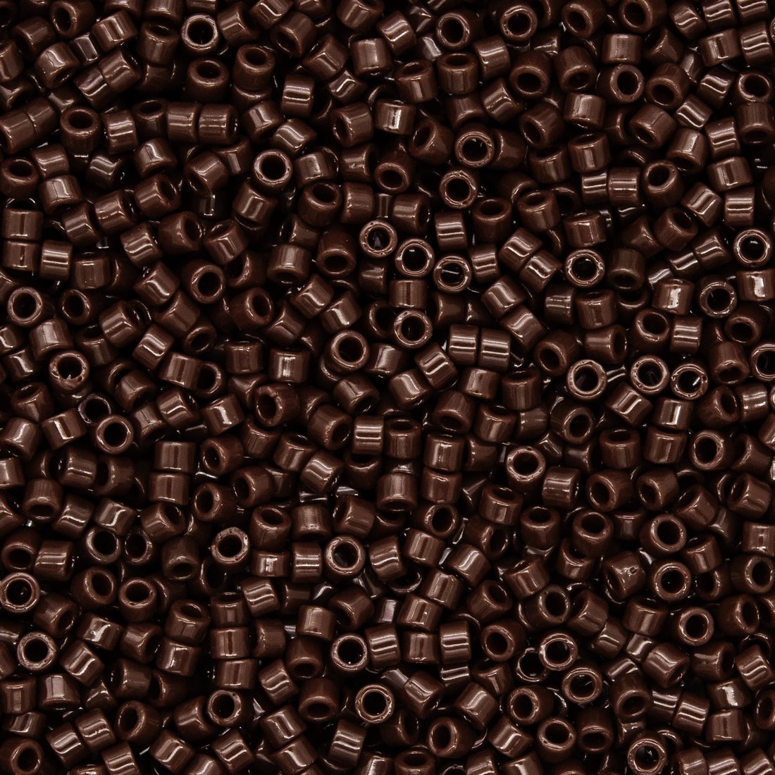 Японский бисер TOHO Treasure (№46), непрозрачный глянцевый