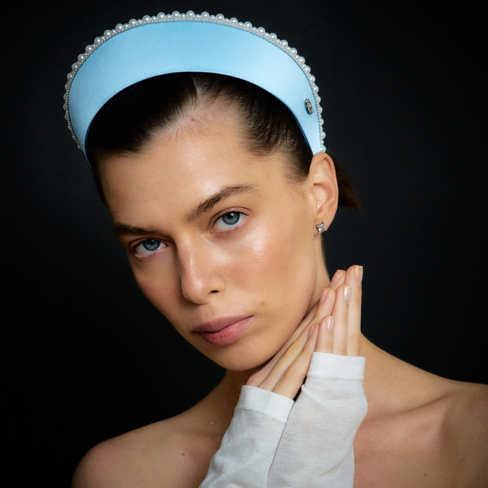 Кокошник голубой с жемчужным декором