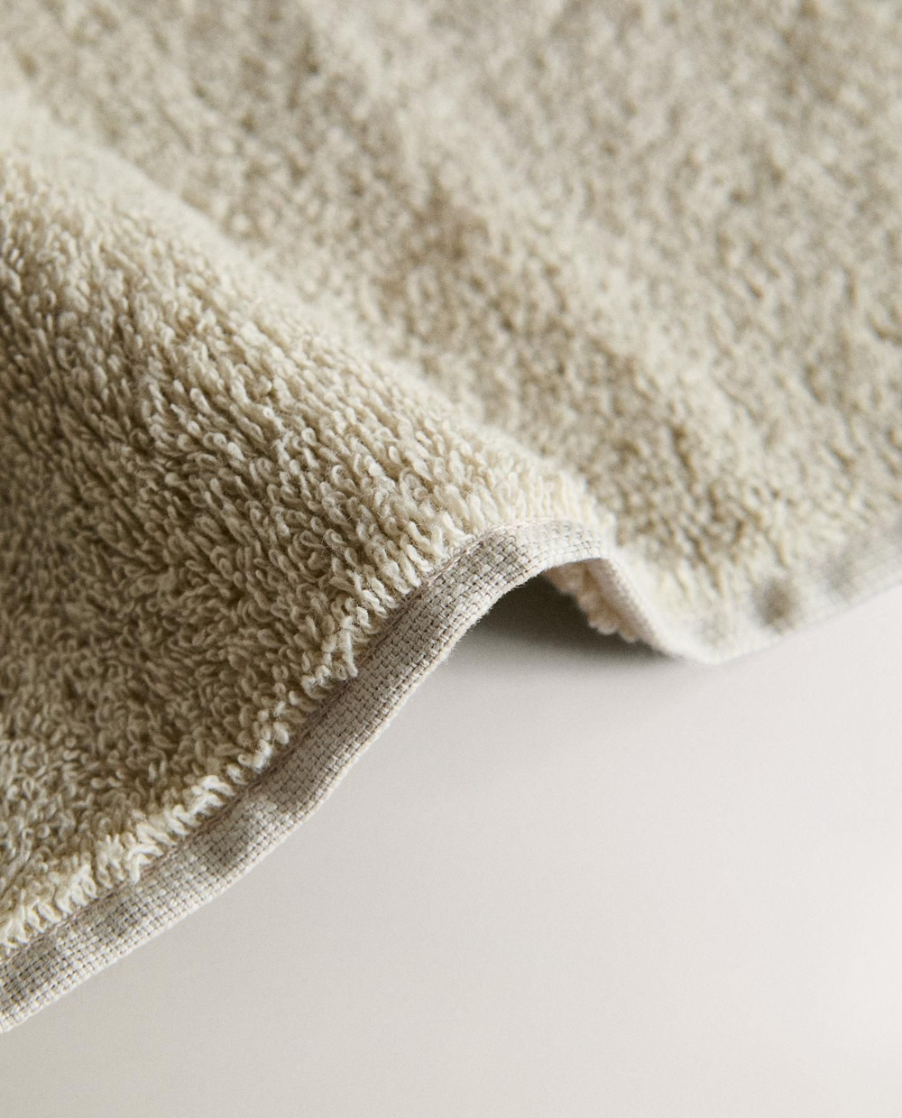 Zara Home - Гладкое махровое хлопковое банное полотенце (500 гхм2), зеленый, 30х50 см