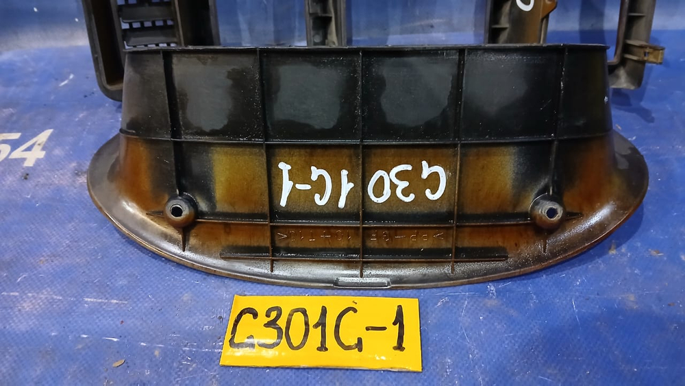 Рамка магнитофона DAIHATSU PYZAR 1997