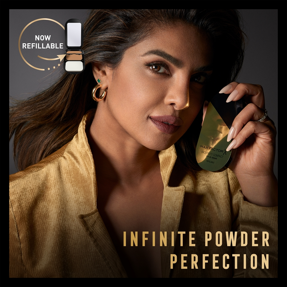 Max Factor Facefinity Refillable - Компактное матирующее тональное средство SPF 20 оттенок 007 Bronze, 10 g