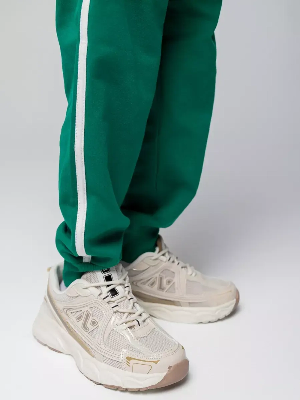 Спортивный костюм для мальчика в школу