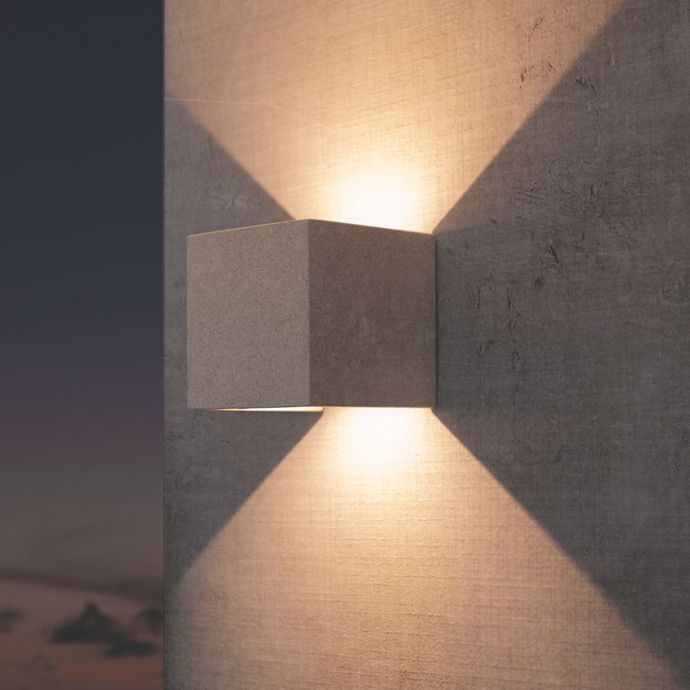 7109 Настенный уличный светильник TAOS