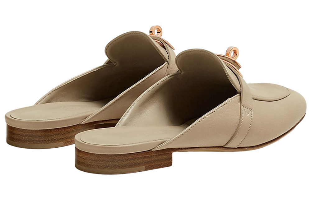 HERMES Oz Closed Toe Slippers Women"s Milk Tea Gray