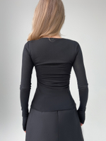 Лонгслив 2024 однотонный с вырезом под палец