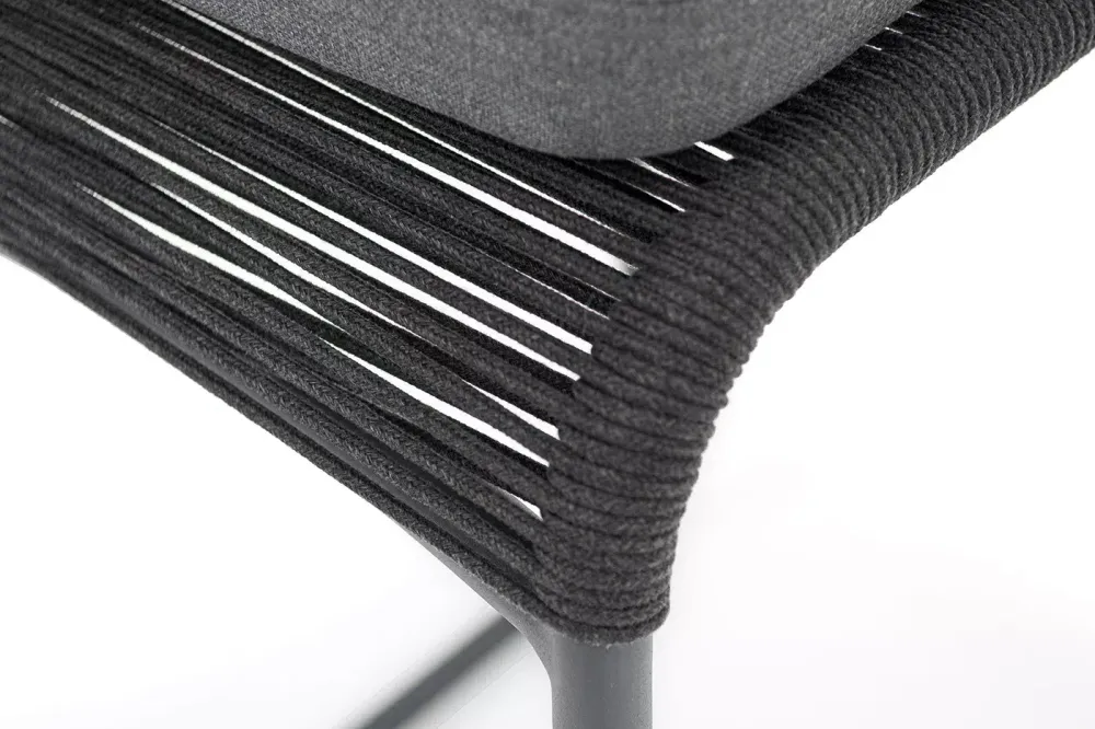 "Ането" стул барный плетеный из роупа, каркас алюминий темно-серый (RAL7024) муар, роуп темно-серый круглый, ткань темно-серая 027