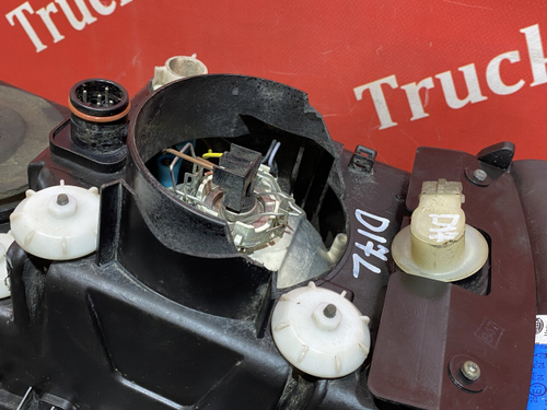 Фара (дефект) передняя левая 2017г.