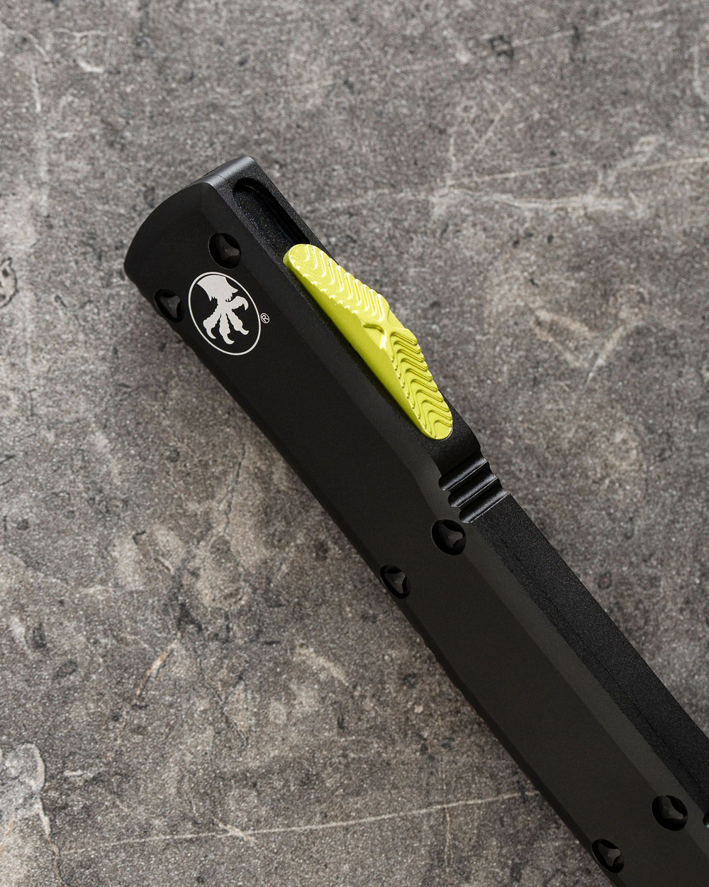 Автоматический складной нож Microtech Ultratech T/E Black Tanto 123-1THQ (желтый-черный) фронталка/выкидуха
