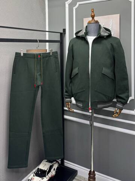 Костюм Kiton