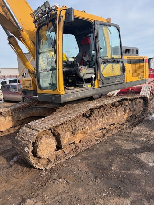 LGCE E6255 Экскаватор Е6255F (Дизельный, 7,1 л, 208 л.с., АТ)