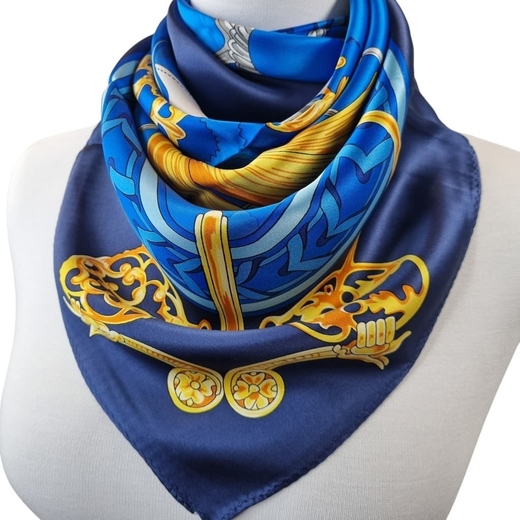 Платок 110x110 см AV-HA12401