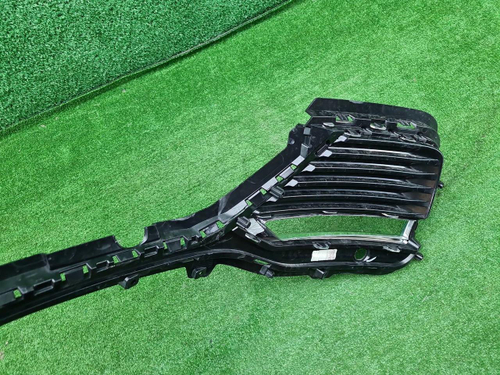 Накладка ПТФ правая Chery Tiggo 8 Pro Max (23-нв)