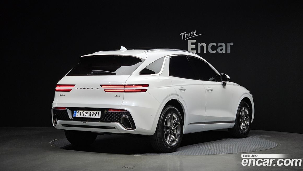 Genesis GV70 2.5T Бензин AWD (09.2023)