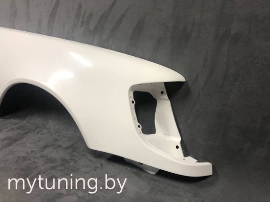 Крыло правое для Mercedes S W140