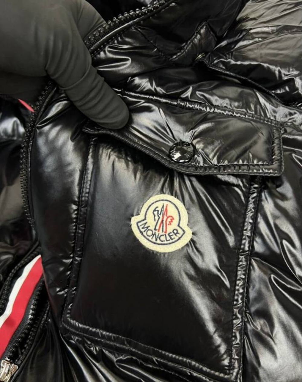 Пуховик Moncler Montbeliard