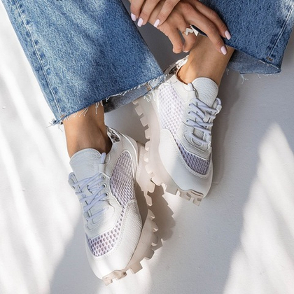 Кроссовки из натуральной кожи белого цвета сетка