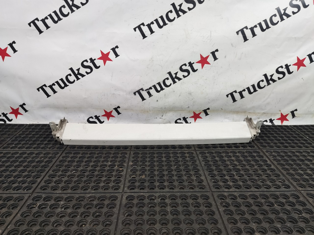 Накладка бампера нижняя