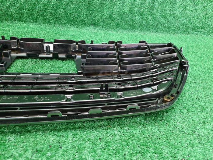 Решетка радиатора Genesis G80 1 (2016-2020)