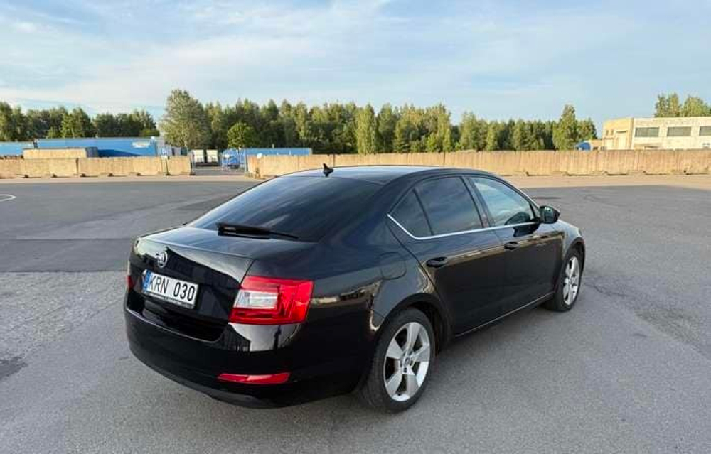Продам удобный и надежный автомобиль Skoda Octavia
