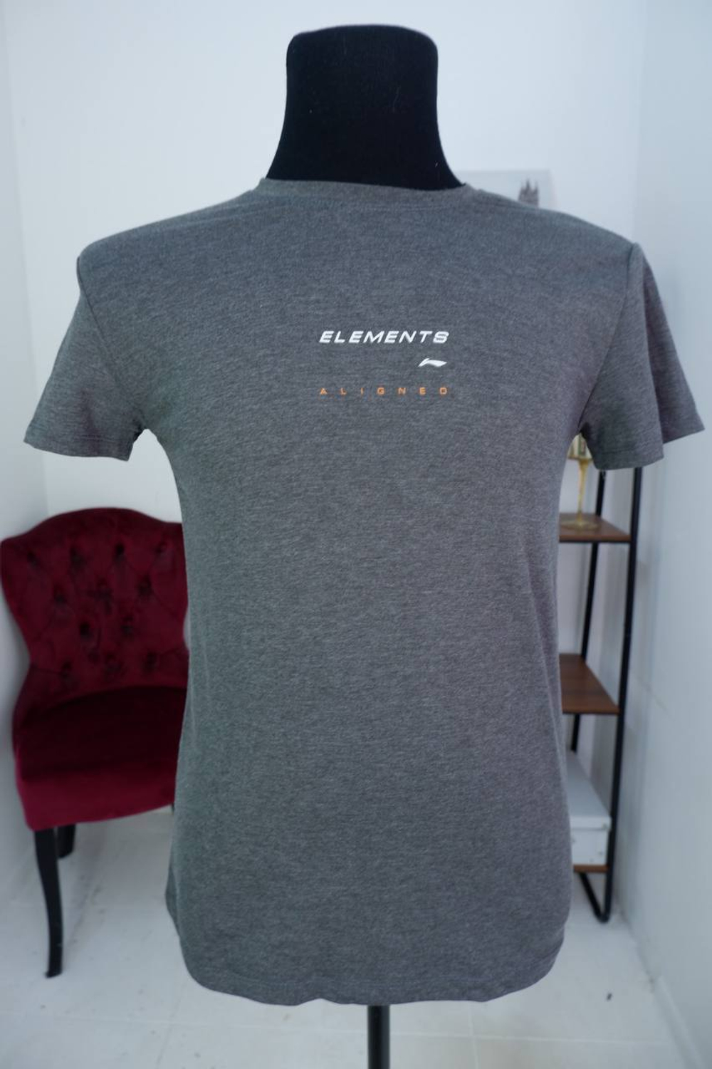 Футболка повседневная, визуально на 46 размер