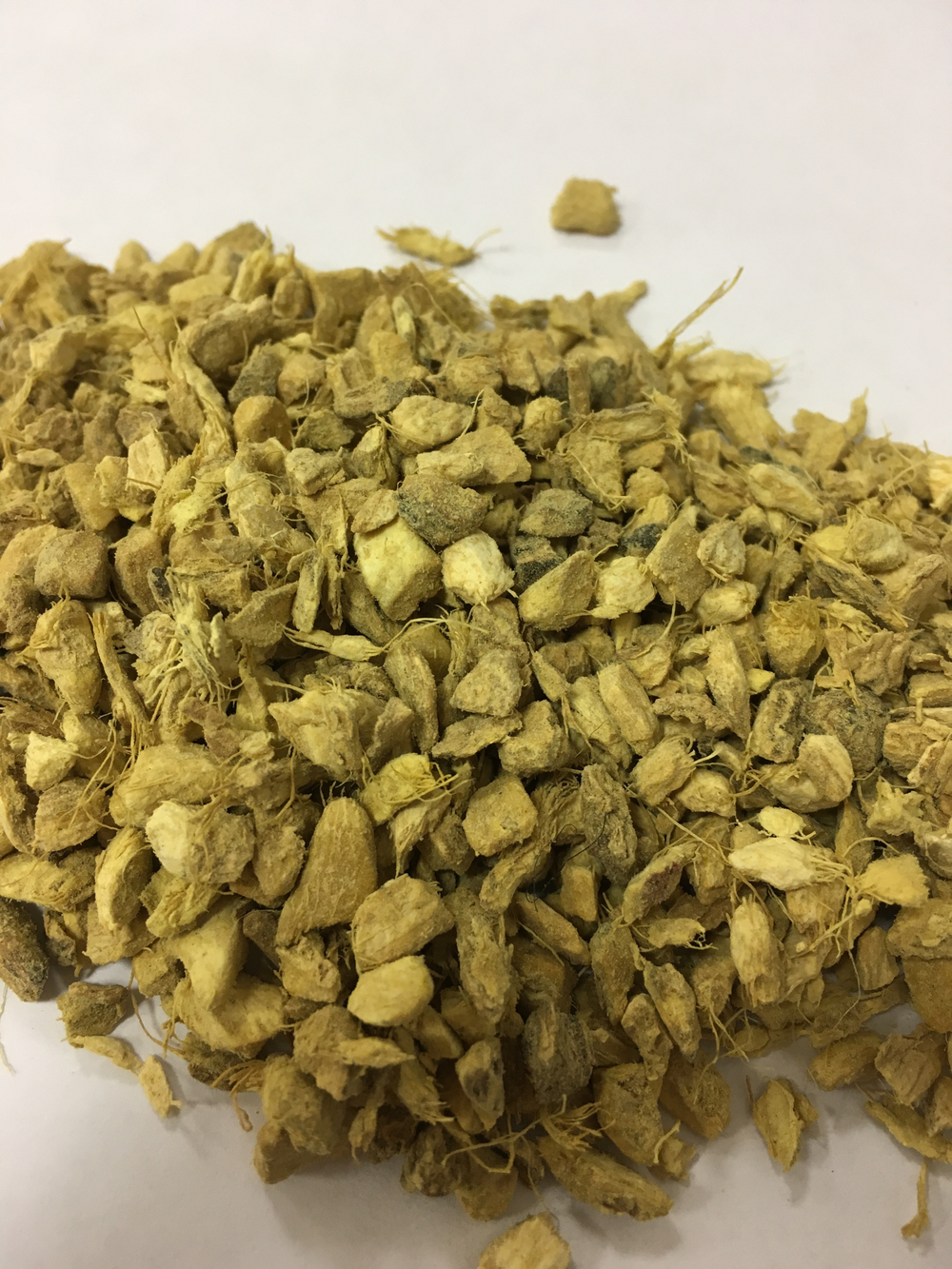 Д0010 Имбирь, крупный помол