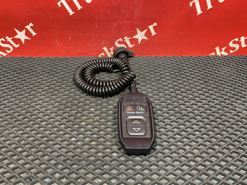 Пульт управления пневмоподвеской 2018г