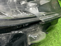 Битая Фара правая Geely Atlas Pro (2021-2025) LED