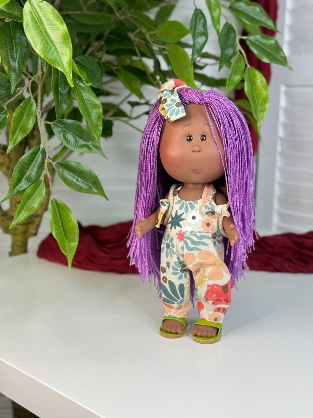 Кукла Nines виниловая 23см Little Mia (3157K1)