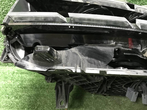 Битая Фара левая Geely Monjaro (2021-н.в.) LED