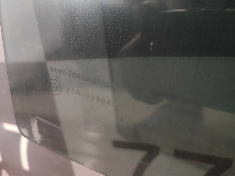 Стекло двери задней правой Mazda 3 (BK) 02-09 Б/У Оригинал B32H72511A