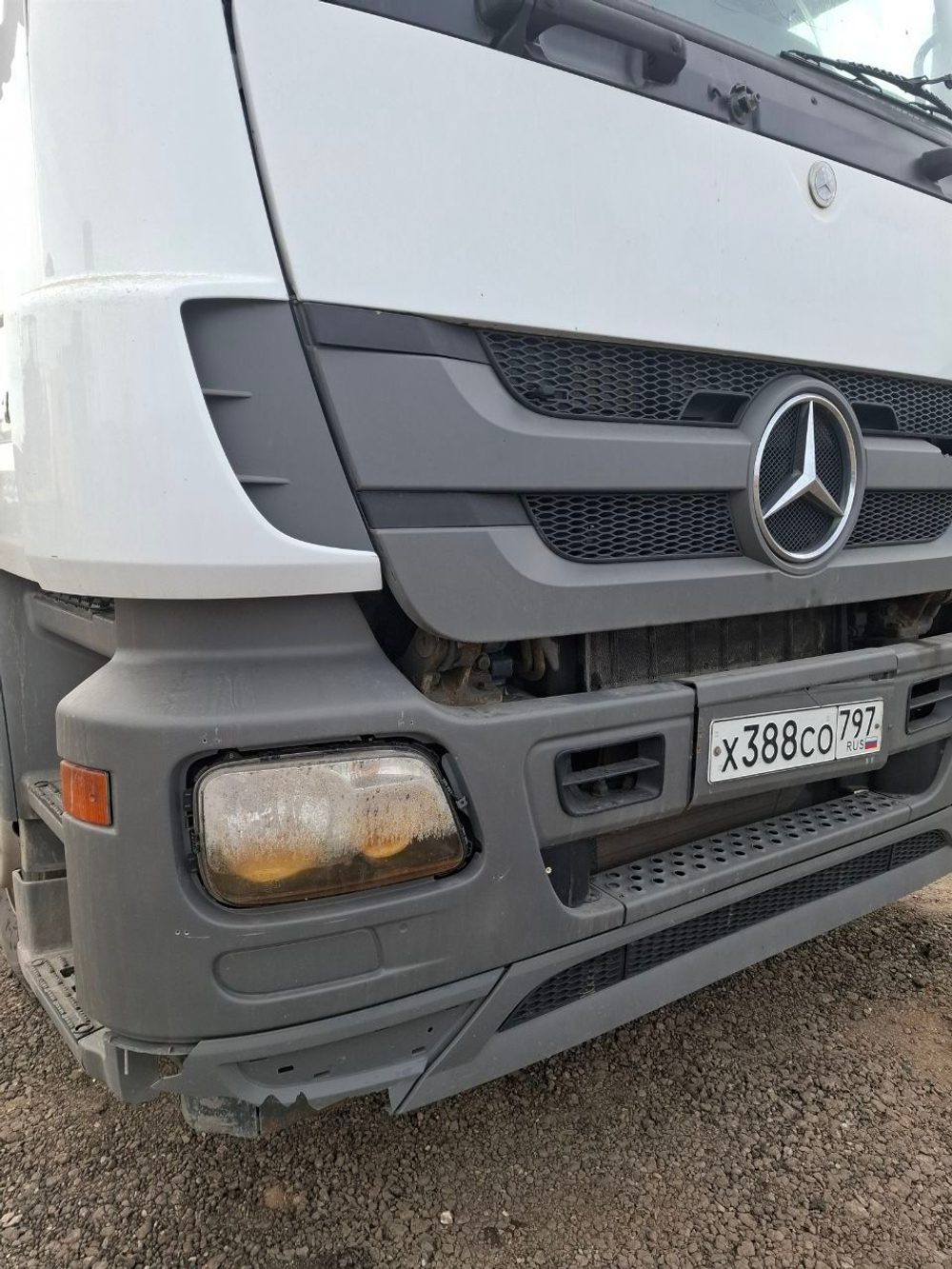 Mercedes-Benz ACTROS 4x2 Седельный тягач 1841 LS (Дизельный, 12 л, 408 л.с., АТ)