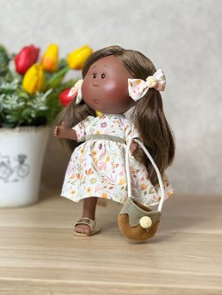 Кукла Nines виниловая 23см Little Mia в пакете (3104)