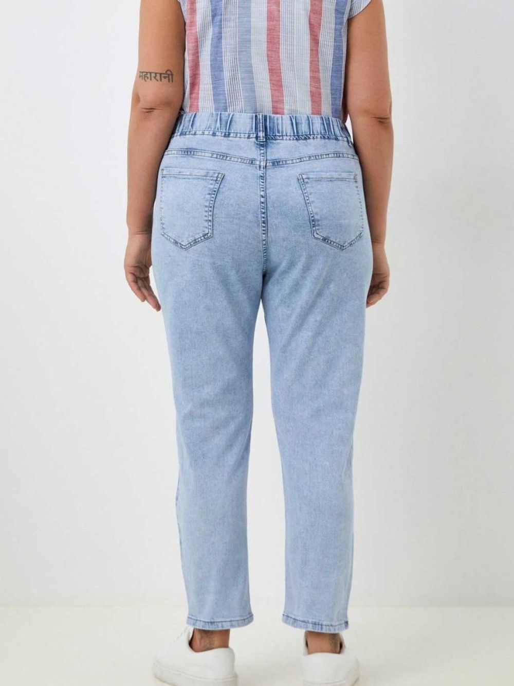 Джинсы на резинке