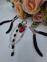 Обвес на сумку, брелок для ключей, подвеска авторская ручная работа с натуральными камнями "Снежная любовь"