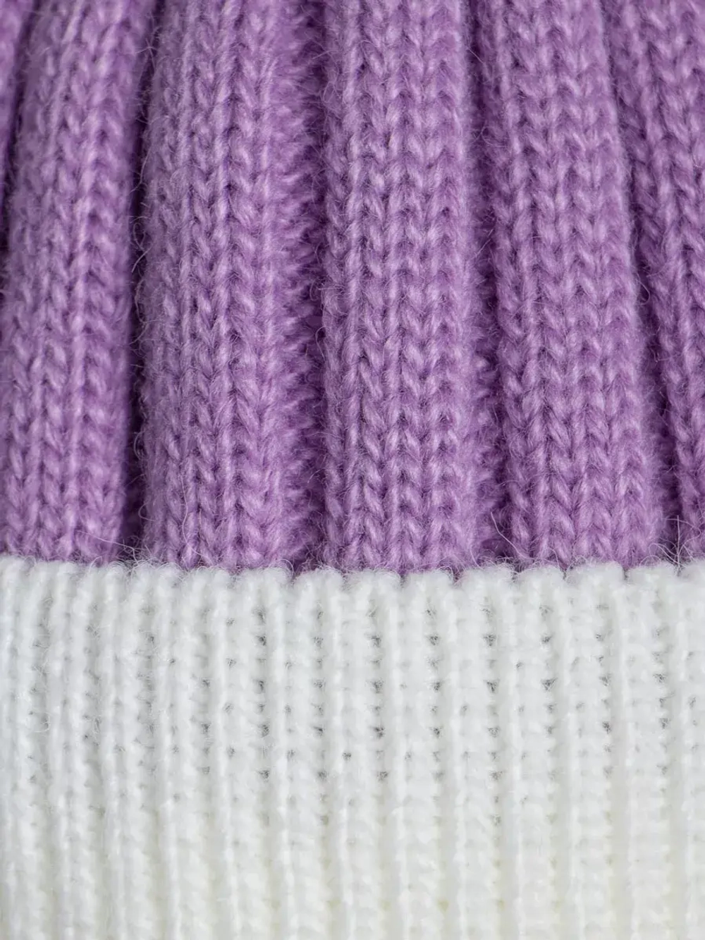 Шапка для девочки зимняя вязаная с помпоном