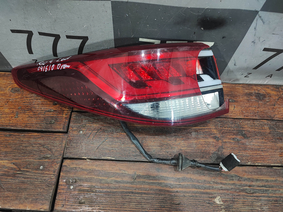 Фонарь задний левый LED Kia Rio 4 (FB) 20-нв Б/У Оригинал 92401H0600