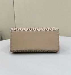 Fendi Origami Medium 27 cm