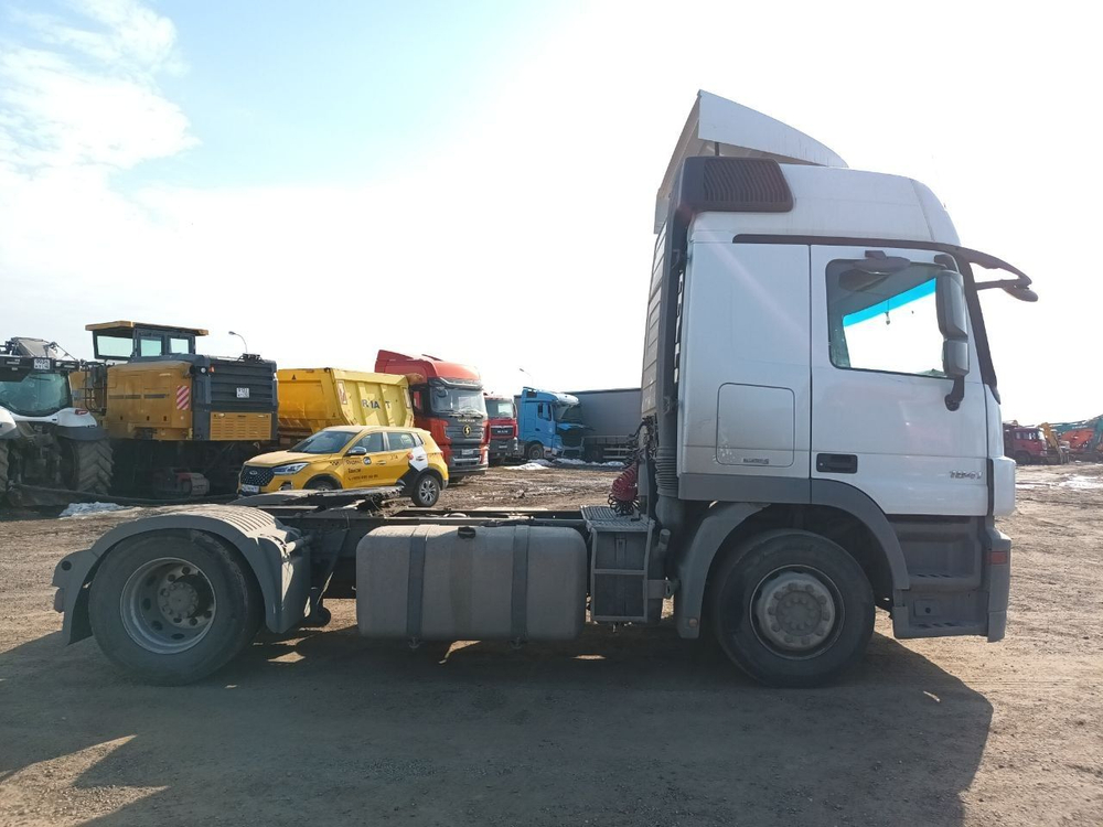 Mercedes-Benz ACTROS 4x2 Седельный тягач 1841 LS (Дизельный, 12 л, 408 л.с., АТ)
