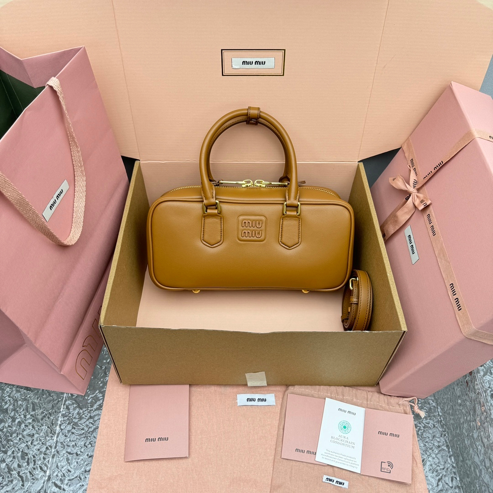 Miu Miu Arcadie Bag M 27 cm