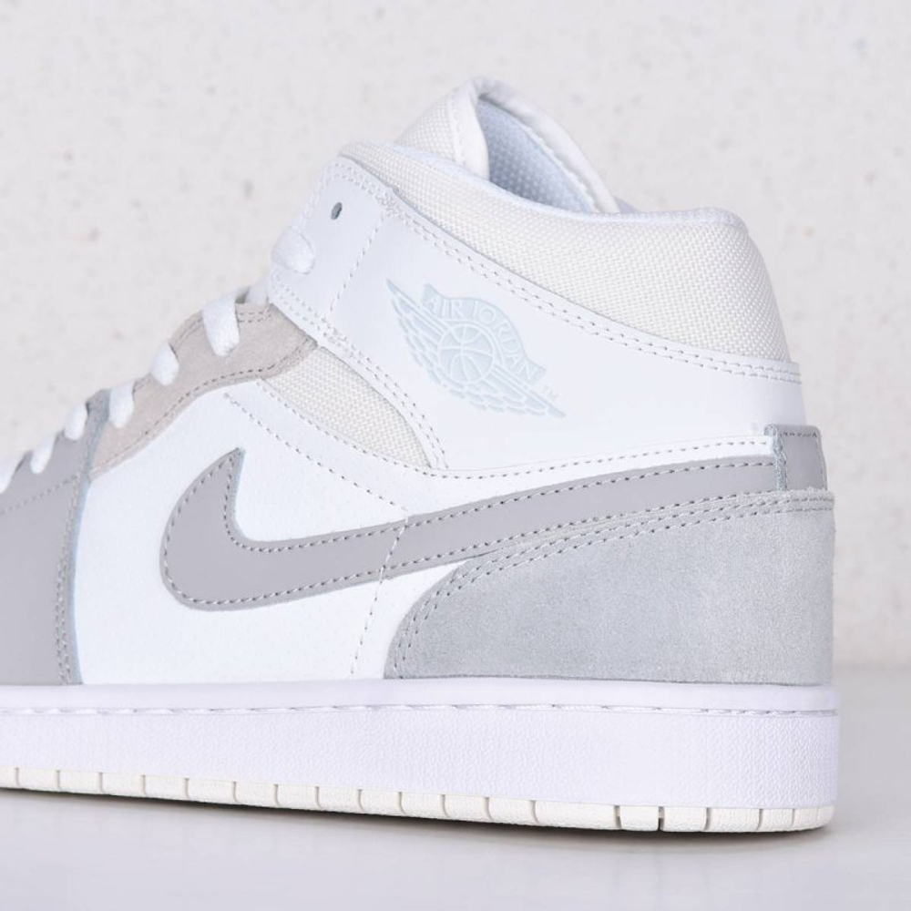 Кроссовки Nike Air Jordan 1 Mid арт 4073