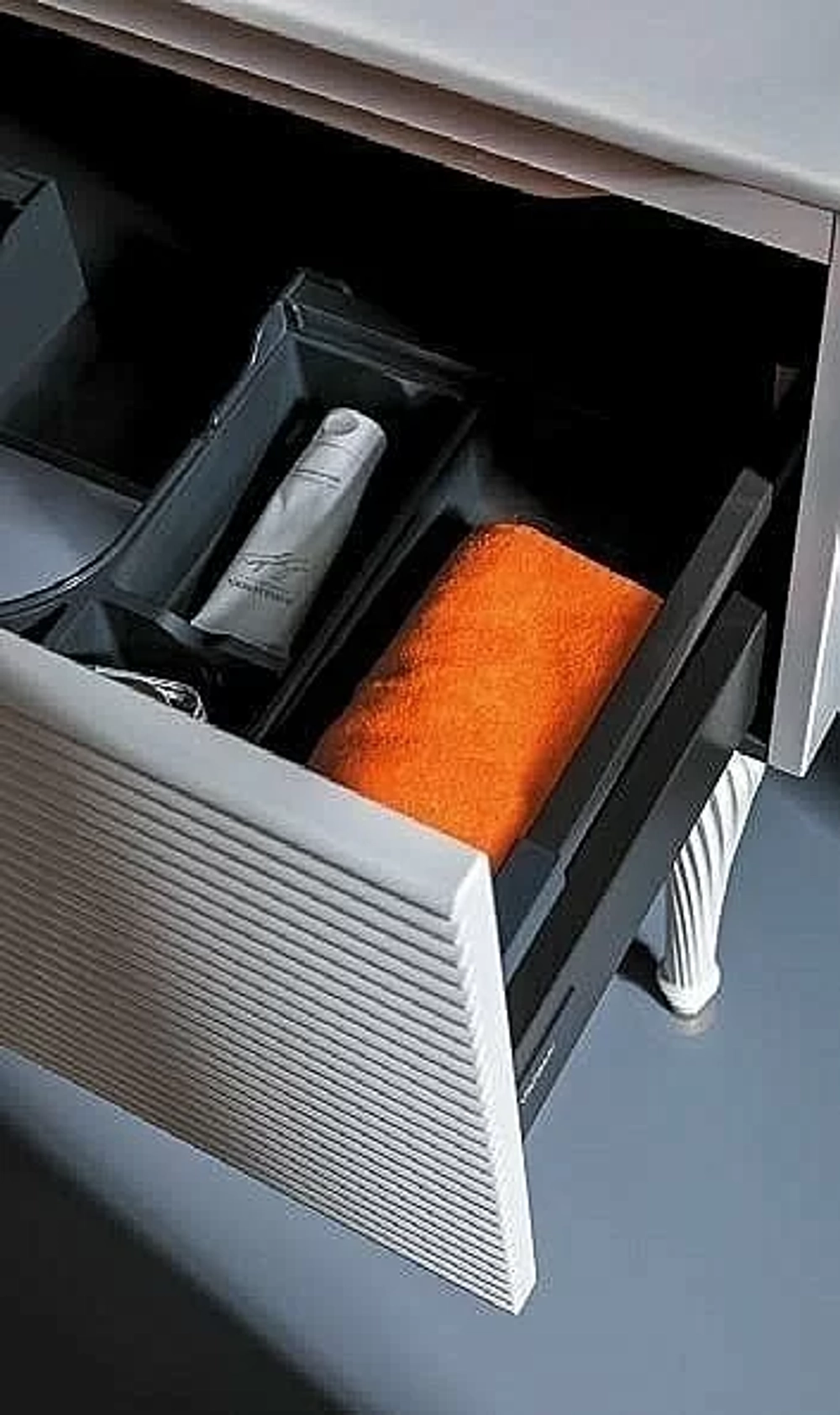 Тумба с раковиной Armadi Art Vallessi Avantgarde Linea 100 со столешницей белая с золотом